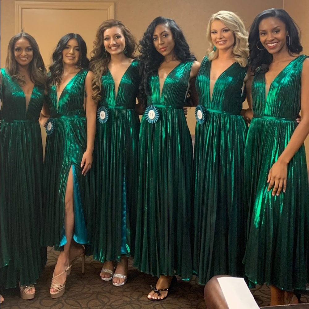 Pol Atteu Formal Gown (only one)